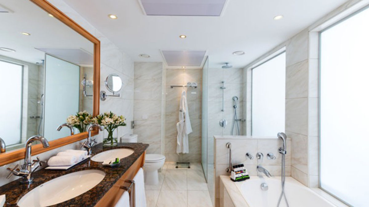 Executive Junior Suite Inland View